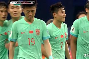 泰国队中场素巴楚：与中国队比赛非常激烈，客场赢新加坡也非易事